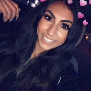 Meet your Posher, Monica